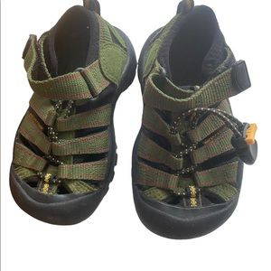 Toddler Keen Sandals 8 Green